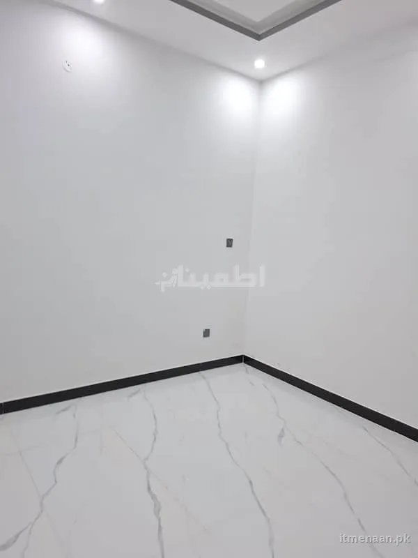 Prime Commercial Shop for Sale on Main Double Road, Soan Garden Islamabad – Ready Income for sale in Soan Garden, Islamabad — photo 2 of 2