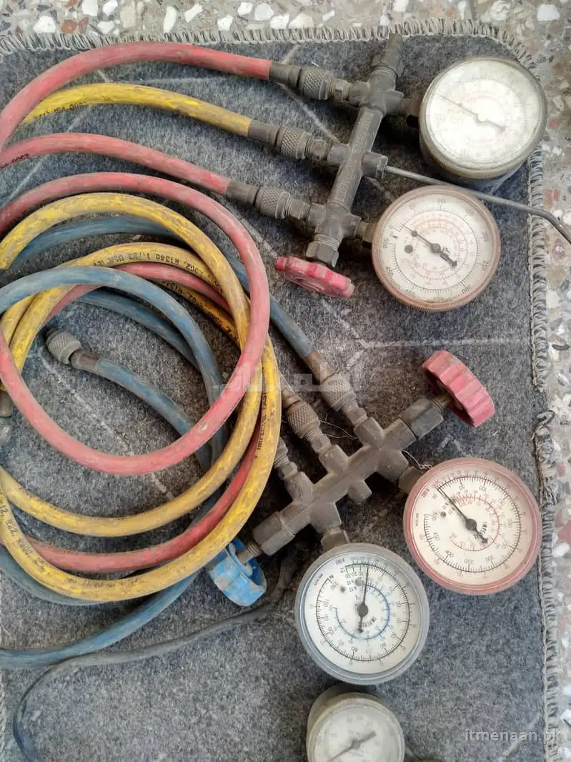 Japanese-made AC compressor tester with solid manifold gauge for sale in Karachi for sale in Federal B Area, Karachi