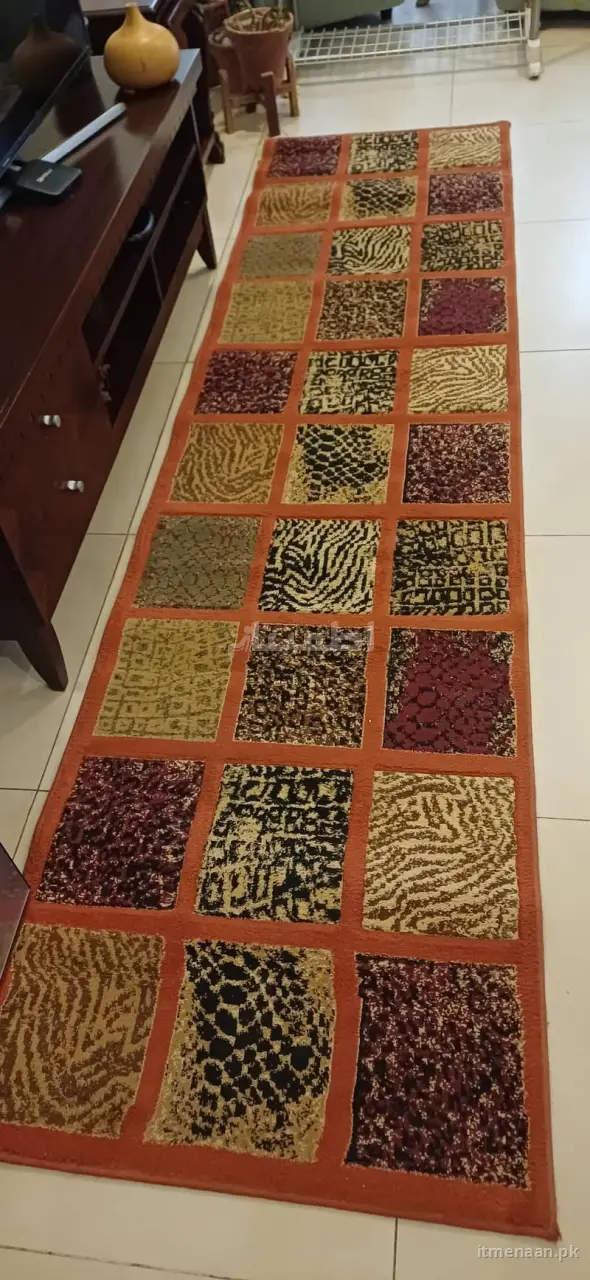 Elegant Turkish wool runner rug, 11ft x 2.5ft, perfect for hallways and galleries for sale in Naval Anchorage, Islamabad